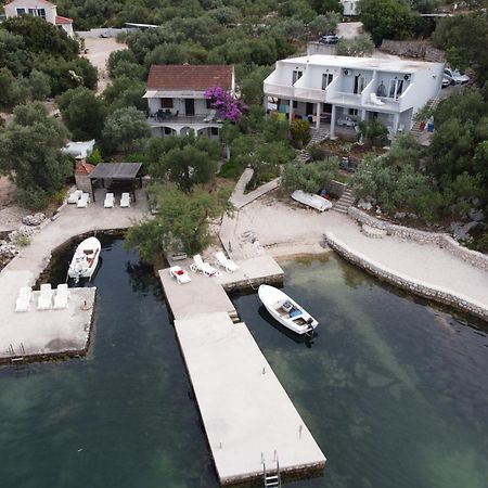Apartments By The Sea Zuronja, Peljesac - 10137 Brijesta Eksteriør billede