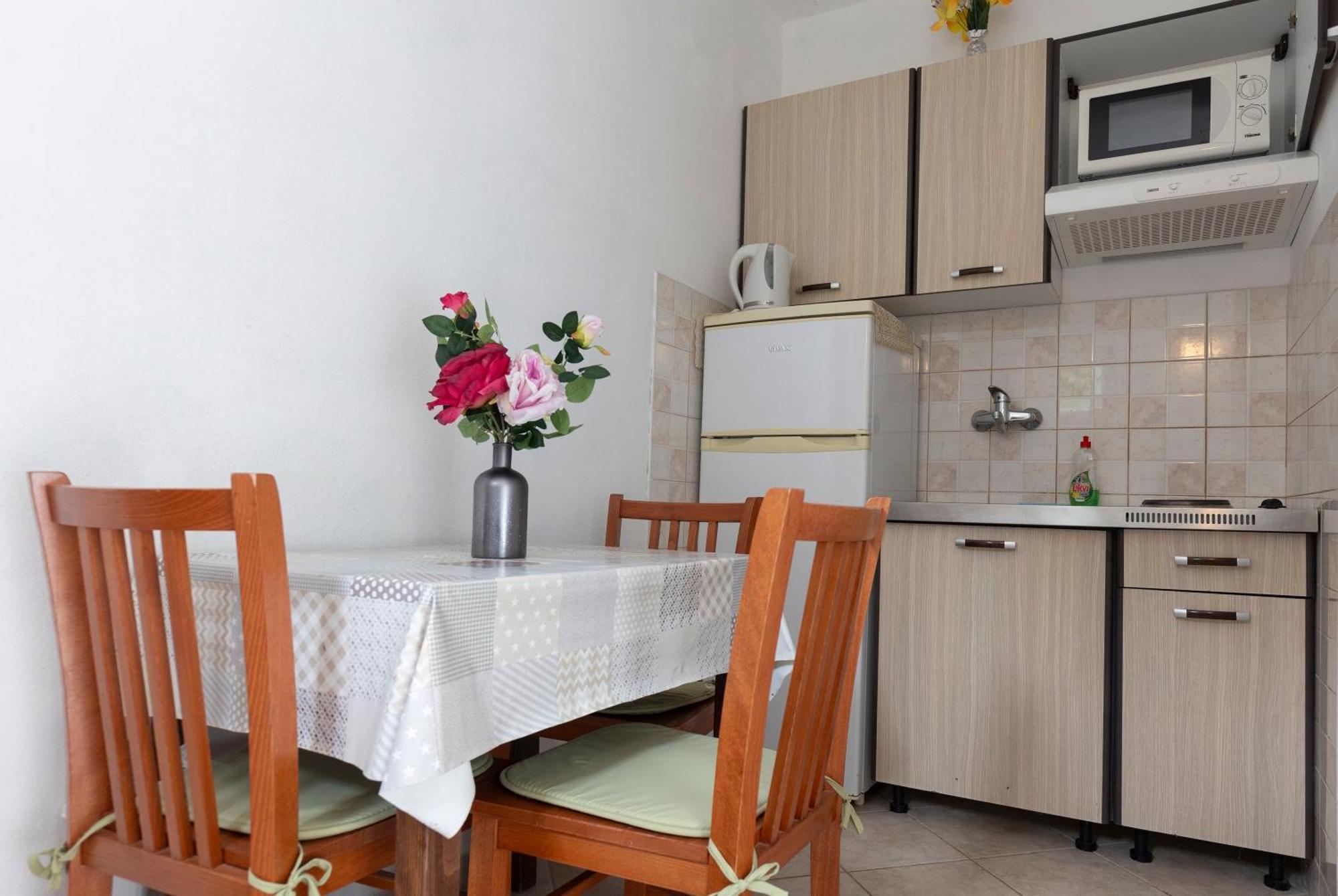 Apartments By The Sea Zuronja, Peljesac - 10137 Brijesta Eksteriør billede