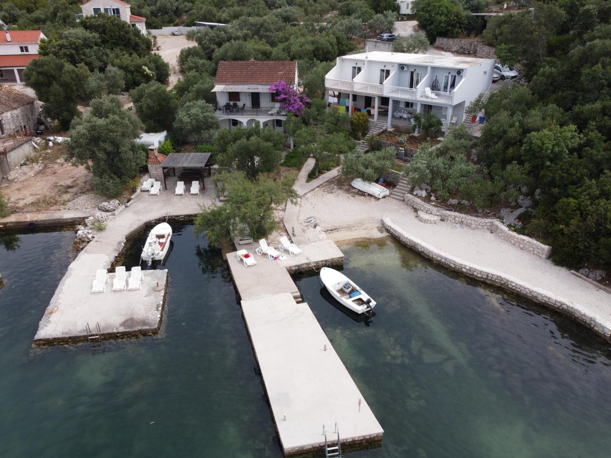 Apartments By The Sea Zuronja, Peljesac - 10137 Brijesta Eksteriør billede